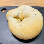 AREUM BAGEL - オリーブ