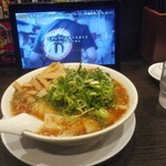 来来亭 - ワンタン麺（＋メンマ）
