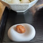 阿左美冷蔵 寶登山道店 - お口直しの梅干しは酸っぱい