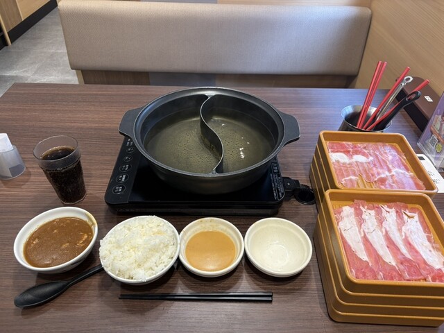 しゃぶ葉 帯広市役所前店 - 帯広（しゃぶしゃぶ）の写真