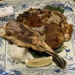 百花亭 - マグロ釜焼き