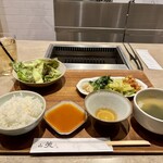 やきにく 山笑ふ - 