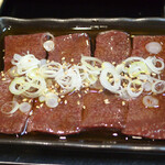 焼肉ホルモンばつぐんや - 和牛特選ごま塩レバー