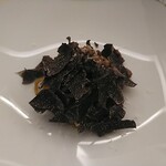 SALONE TOKYO - パスタ　トリュフは別会計ですが、ワインも含めてとても素晴らしい一品でした。