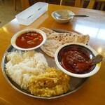 インディアン・レストラン　ロタ - 土曜日のバングラデシュカレーセット