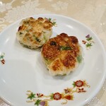 菜香新館 - ニラまんじゅう