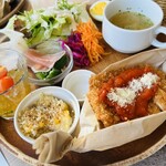 パン・ド・ミ - 粉チーズをかけて完成。おいしそー