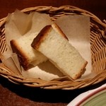 フィーコディンディア - フォカッチャは、しっとりして弾力がある。