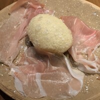 ERUTAN RESTAURANT BAR - 