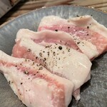 天城黒豚の店 橋本ホルモン - 