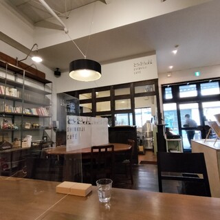 新小路カフェ_2