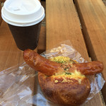 ウスキングベーグル - 世界金賞受賞ソーセージベーグル(2014.11)