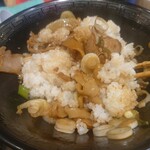 麺屋 つばき亭 - 少量の麺にライス投入　結果良かったです⭕️