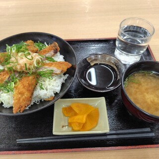 南国サービスエリア下り線 スナックコーナー・フードコート_2