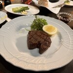 ジャヌ グリル - 