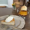 小さな森焼菓子店 - かぼちゃのプリン　650円
アールグレイのチーズケーキ　650円
