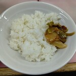 ラーメンかいざん - 半ライス　ザーサイが美味い。