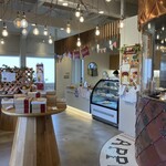 APPLE PIE lab Tateshina Ten - There are plenty of souvenirs available!