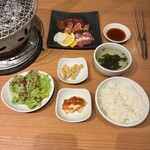 炭火焼肉・韓国料理 KollaBo - ランチ焼肉定食