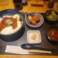 豆家 のりのり - 麻婆豆腐丼セット・ご飯大盛(税込1,100円+100円)