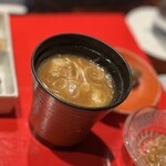 賛否両論 - ナメコのお味噌汁