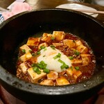 ちゃんぷる - 石焼き麻婆豆腐 680円