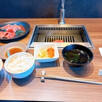 焼肉うしごろ 新宿三丁目店 - 