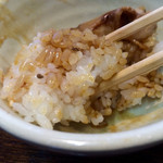 トチロヲ - ミニチャーシュー丼は豚丼のタレがかかっています。