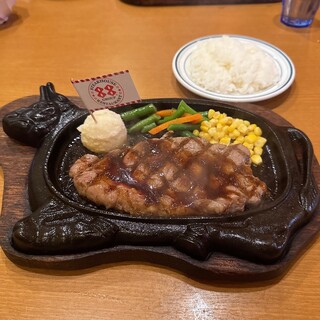 肉肉88 口コミ一覧 : ステーキハウス 88 国際通り店 （ハチジュウハチ