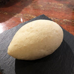 八王子うかい亭 - 4．付け合わせのパン