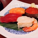 旬菜dining えん - 握り寿司(マグロ、サーモン、赤海老、いくら軍艦)
