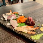 Izakaya らいと - 刺身盛り合わせ