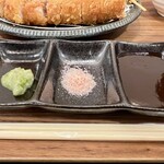 ロースカツ定食 修 - 