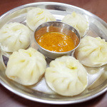 プルジャ ダイニング - モモ(550円)