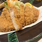 とん太 - 特ロースかつ定食