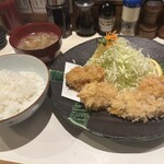とん太 - 特ヒレかつ定食
