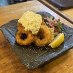 横浜イカセンター - 自家製タルタル乗せ！イカフライ！