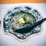 鮨いの上 - 静岡生シラス　小丼風