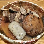 千ふく - おでん(くじらさえずり、くじらころ、牛すじ、ねり天(山椒天)、生こんにゃく)