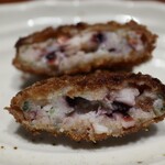 肉と惣菜の堀田 - イカメンチ