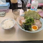横浜家系ラーメン 田中 - 