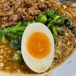 あづま屋担々麺 悠泉 - 半熟卵&菜の花