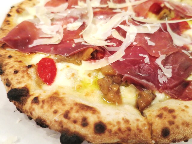 ナポリスタカ 神谷町店 Pizzeria Da Peppe Napoli Sta Ca 神谷町 ピザ 食べログ