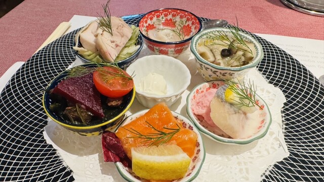 Russian Ryori Chaika