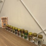 横町カフェ - どれも振りかけ放題です