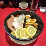 301餃子 - 鶏白湯のペペロンチーノ風まぜそば（1200円）