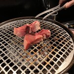 厚切り牛タン 焼肉 一心たん助 - 