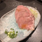 厚切り牛タン 焼肉 一心たん助 - 