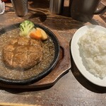 札幌牛亭 - ファミレスには出せない美味しさ