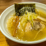 麺屋 冽 - あっさり塩とりそば！ / 透き通ったスープが美しい